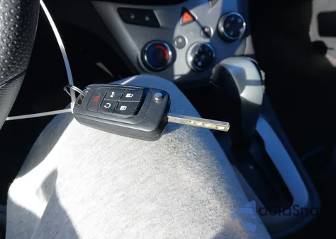 2017 Chevrolet Sonic Lt Auto from USA, damaged, VIN 1G1JD5SH4H4148173